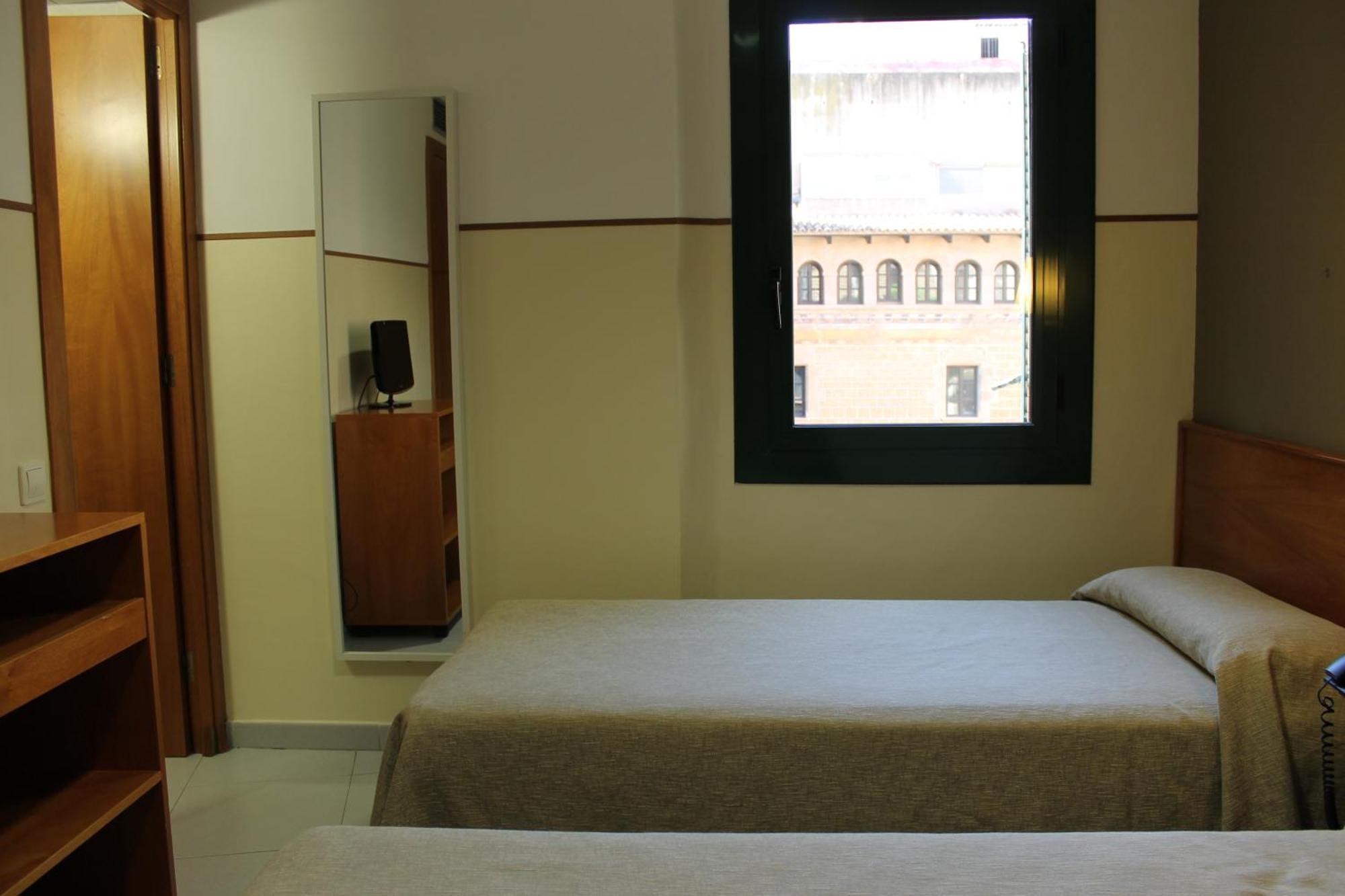 El Jardi Hotel Barcelona Ruang foto