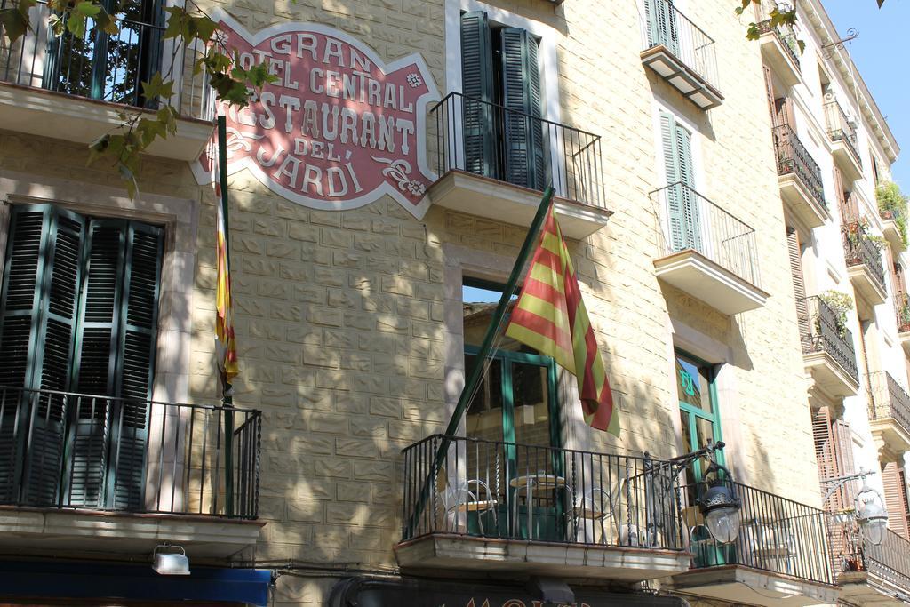 El Jardi Hotel Barcelona Bagian luar foto