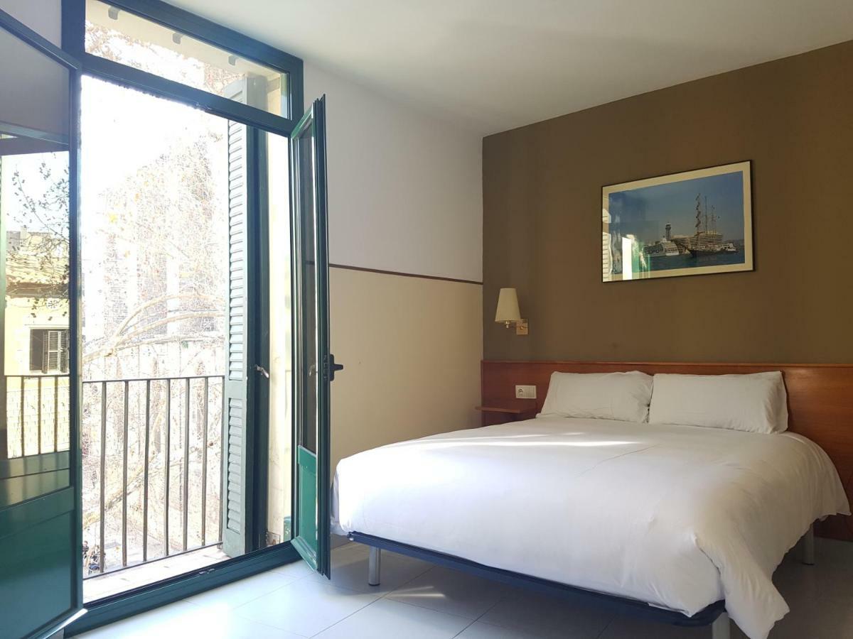 El Jardi Hotel Barcelona Bagian luar foto